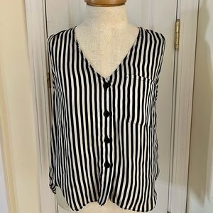 Black & White Urban Outfitters Top